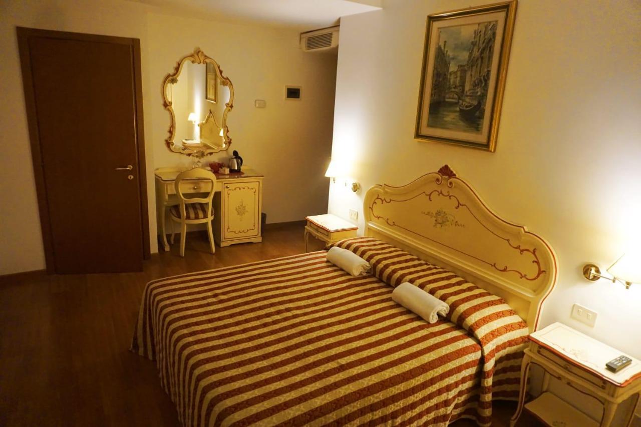 Rialto Experience Hotel Венеция Екстериор снимка